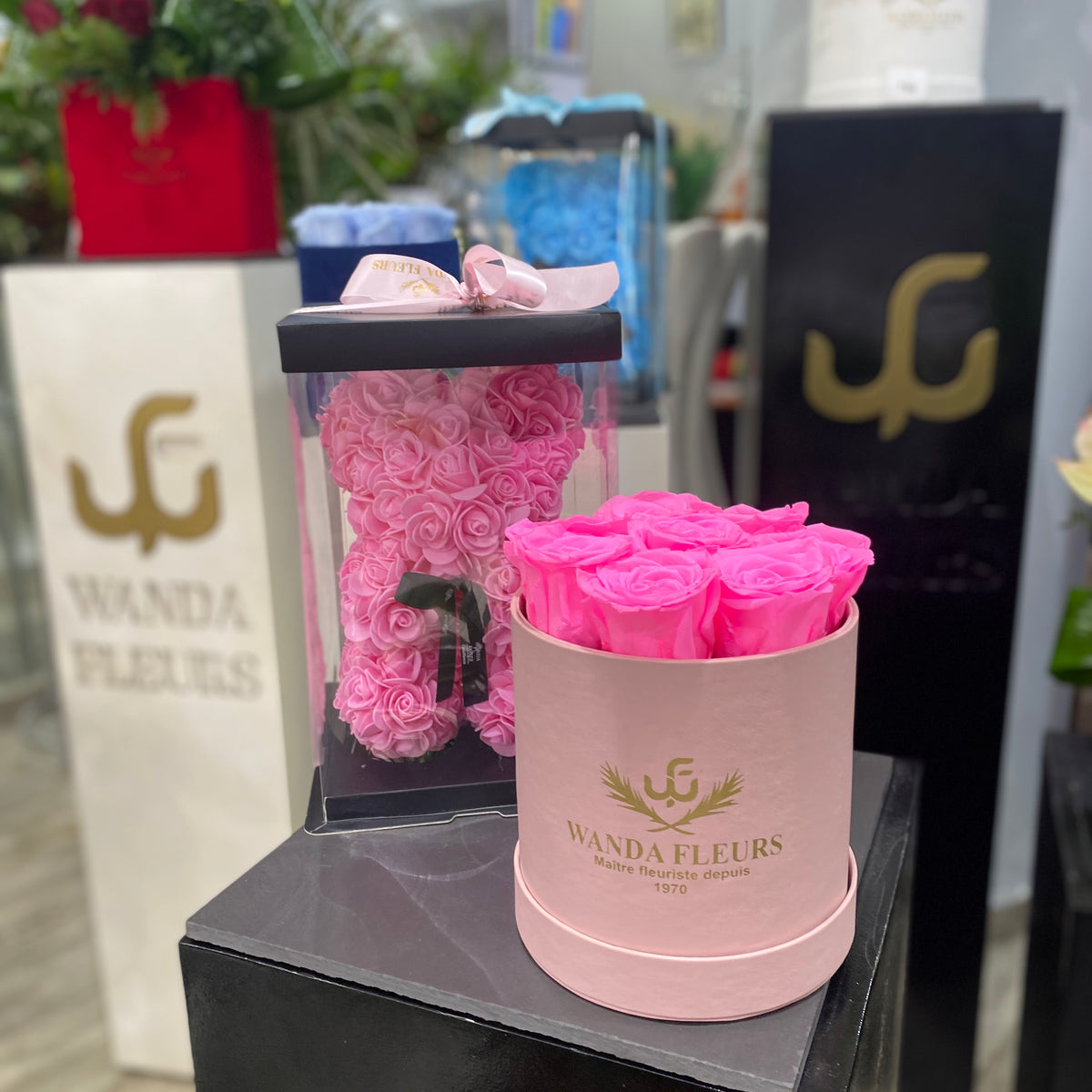 Bouquet roses éternelle rose plus ours en roses – WANDA ROSES